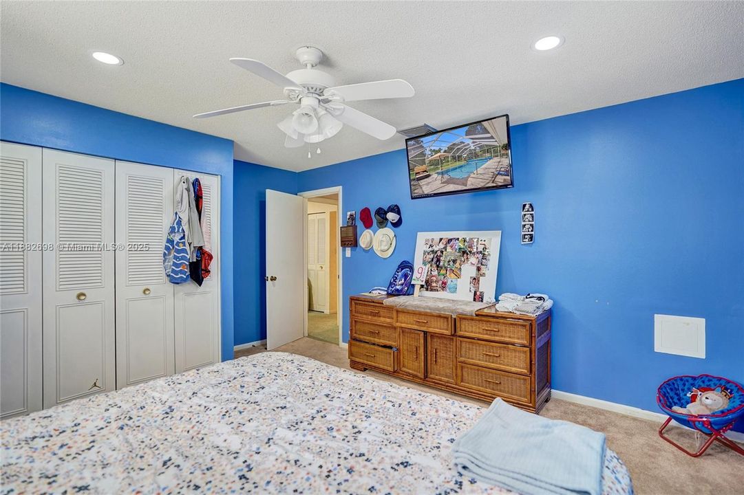 For Sale: $685,000 (4 beds, 3 baths, 3347 Square Feet)