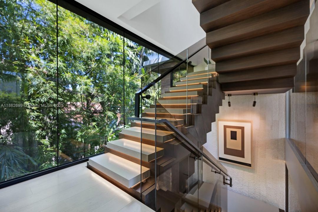 En Venta: $19,950,000 (4 camas, 4 baños, 5501 Pies cuadrados)