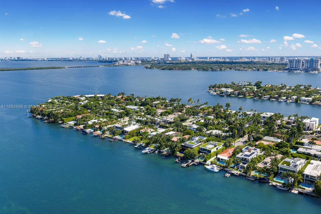 En Venta: $19,950,000 (4 camas, 4 baños, 5501 Pies cuadrados)