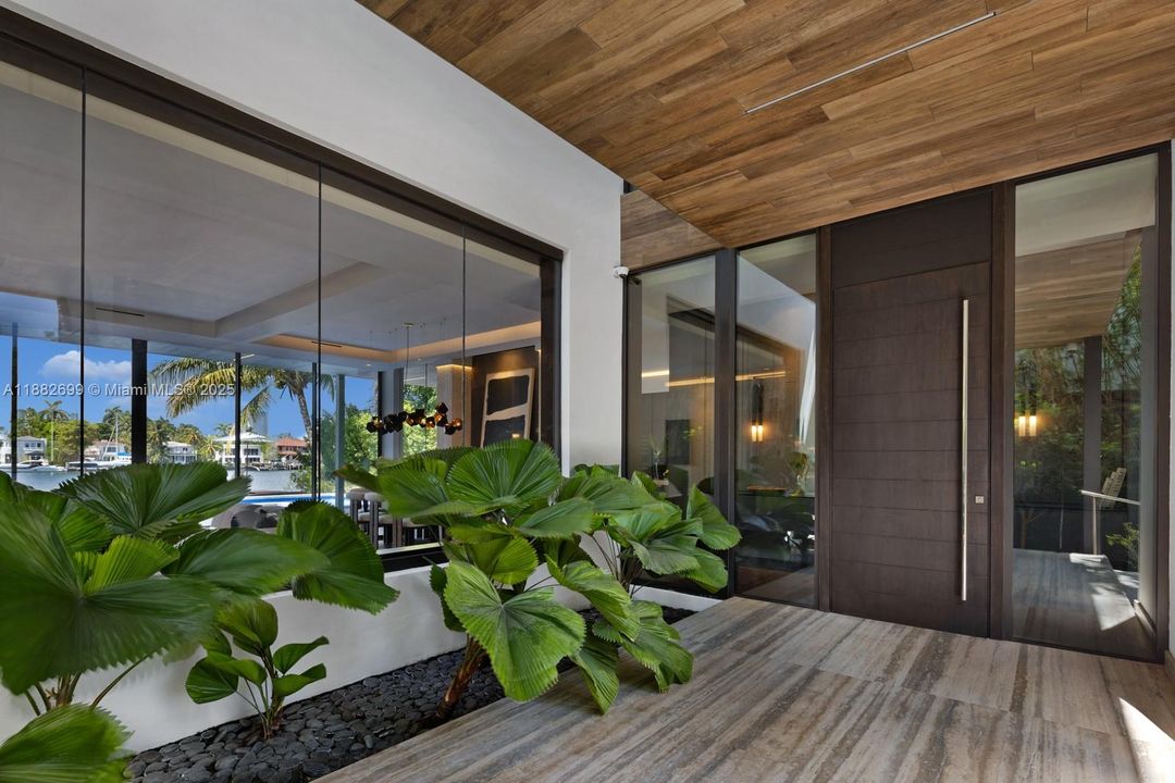 En Venta: $19,950,000 (4 camas, 4 baños, 5501 Pies cuadrados)