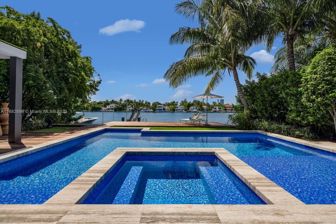 En Venta: $19,950,000 (4 camas, 4 baños, 5501 Pies cuadrados)