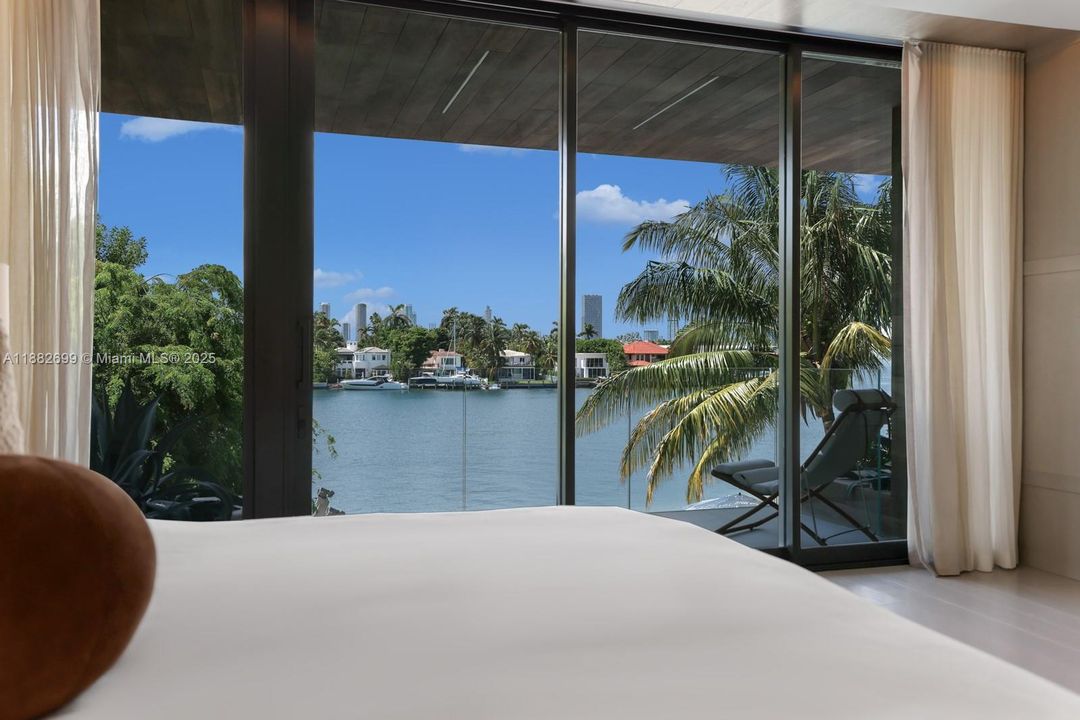 En Venta: $19,950,000 (4 camas, 4 baños, 5501 Pies cuadrados)