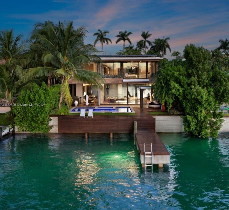 En Venta: $19,950,000 (4 camas, 4 baños, 5501 Pies cuadrados)