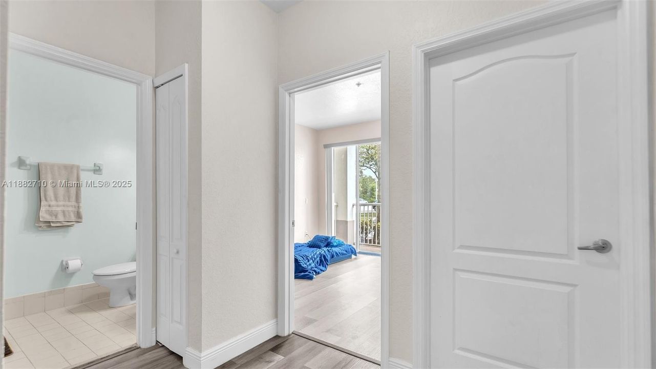 Recently Rented: $2,500 (3 beds, 2 baths, 1340 Square Feet)