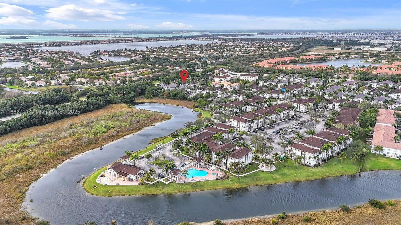 Recently Rented: $2,500 (3 beds, 2 baths, 1340 Square Feet)