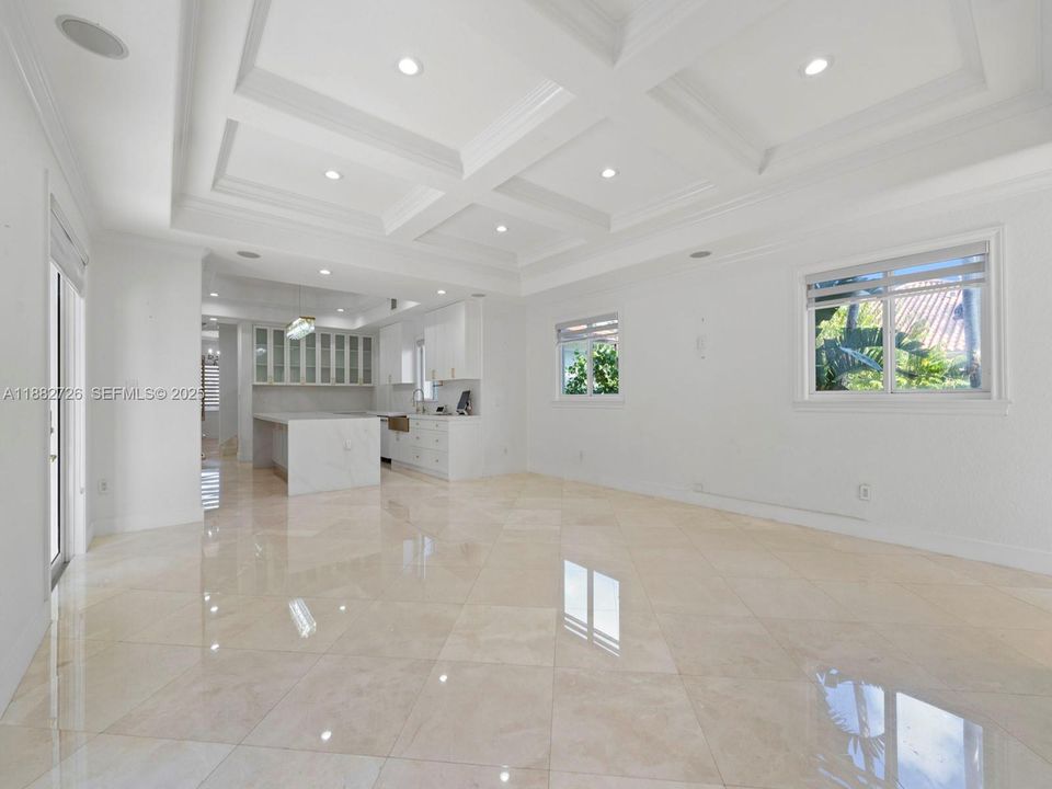 En Venta: $1,700,000 (5 camas, 4 baños, 4933 Pies cuadrados)