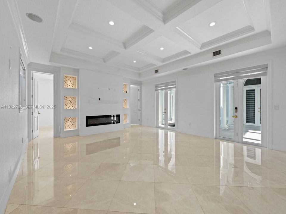 En Venta: $1,700,000 (5 camas, 4 baños, 4933 Pies cuadrados)