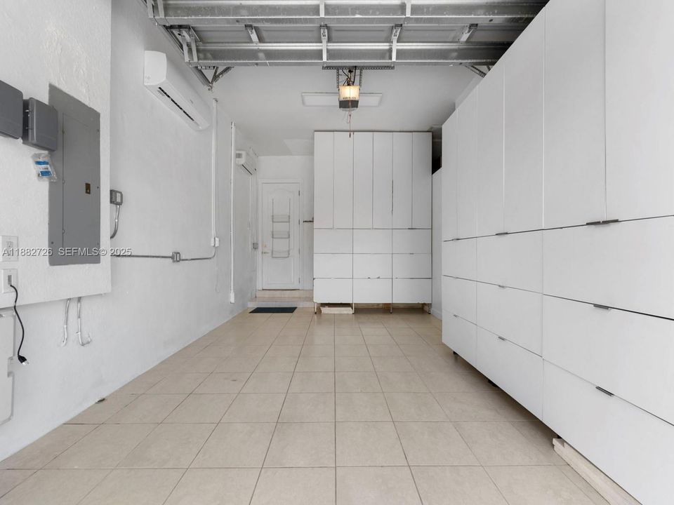 En Venta: $1,700,000 (5 camas, 4 baños, 4933 Pies cuadrados)