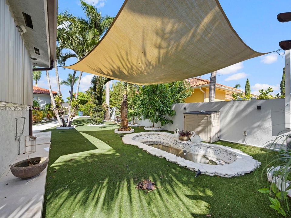 En Venta: $1,700,000 (5 camas, 4 baños, 4933 Pies cuadrados)