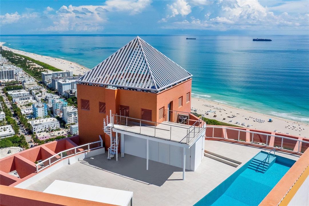 En Venta: $27,500,000 (4 camas, 6 baños, 5680 Pies cuadrados)