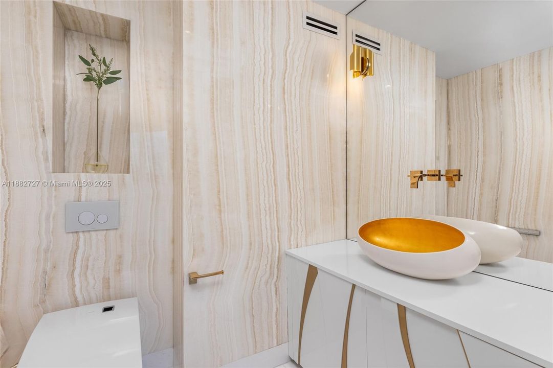 En Venta: $27,500,000 (4 camas, 6 baños, 5680 Pies cuadrados)