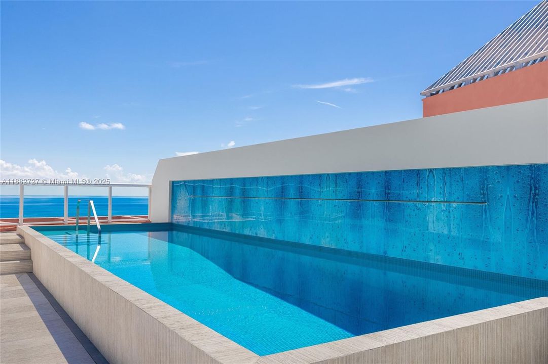 En Venta: $27,500,000 (4 camas, 6 baños, 5680 Pies cuadrados)