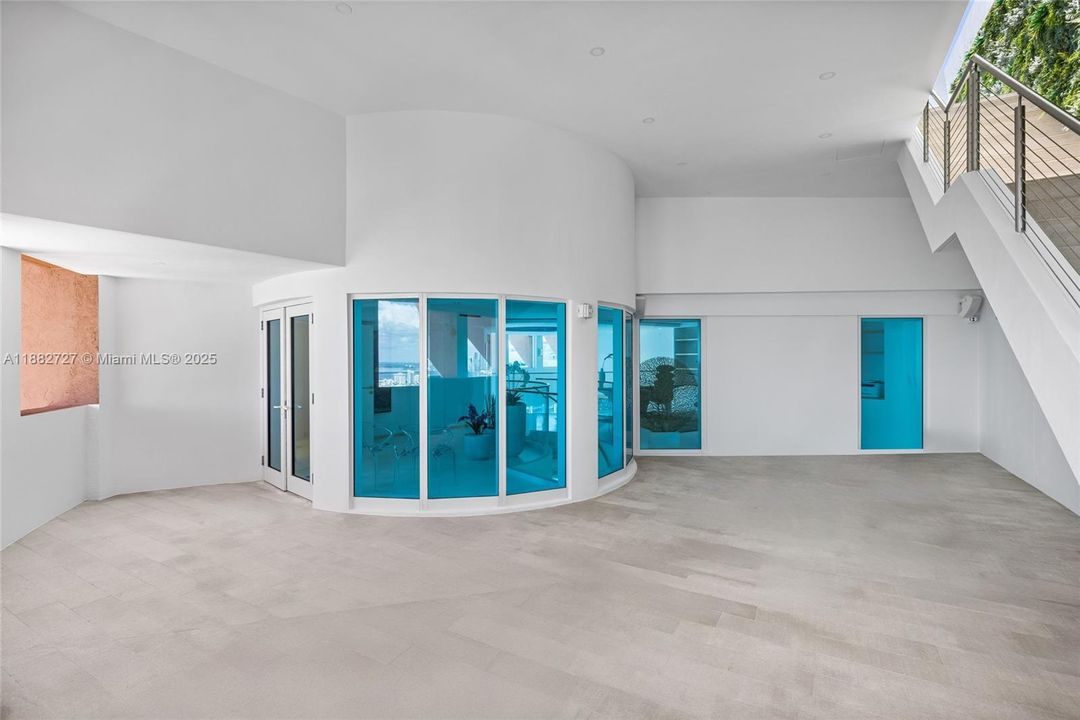 En Venta: $27,500,000 (4 camas, 6 baños, 5680 Pies cuadrados)