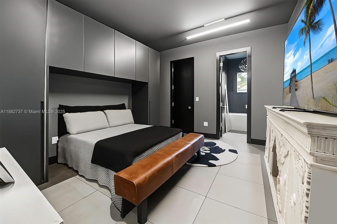 合同活跃: $7,250,000 (4 贝兹, 4 浴室, 3442 平方英尺)