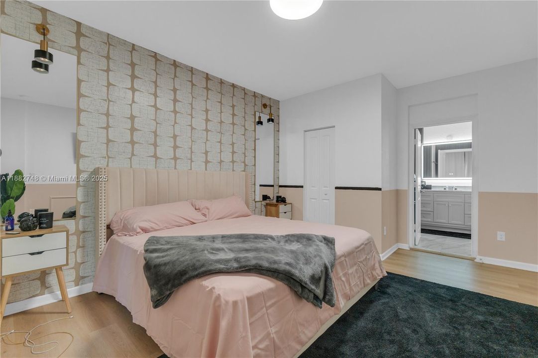 На продажу: $395,990 (3 спален, 2 ванн, 1474 Квадратных фут)