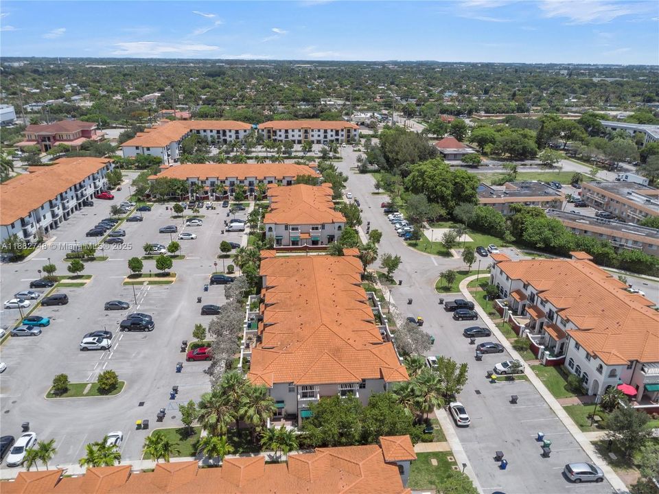 На продажу: $395,990 (3 спален, 2 ванн, 1474 Квадратных фут)