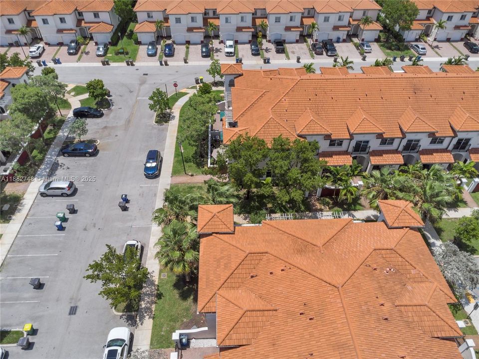 На продажу: $395,990 (3 спален, 2 ванн, 1474 Квадратных фут)