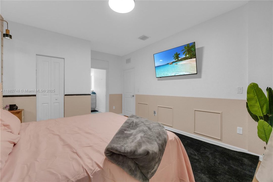 На продажу: $395,990 (3 спален, 2 ванн, 1474 Квадратных фут)