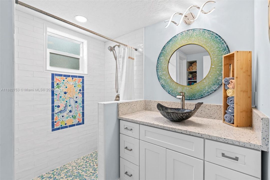 For Sale: $799,000 (3 beds, 2 baths, 1872 Square Feet)