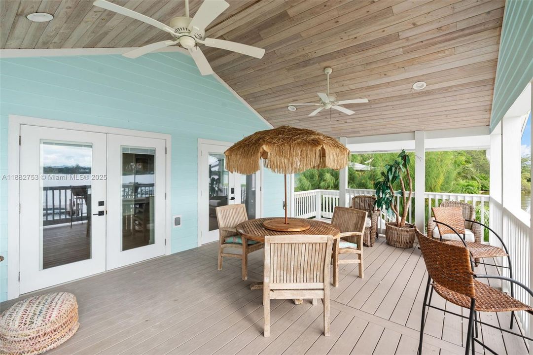 For Sale: $799,000 (3 beds, 2 baths, 1872 Square Feet)