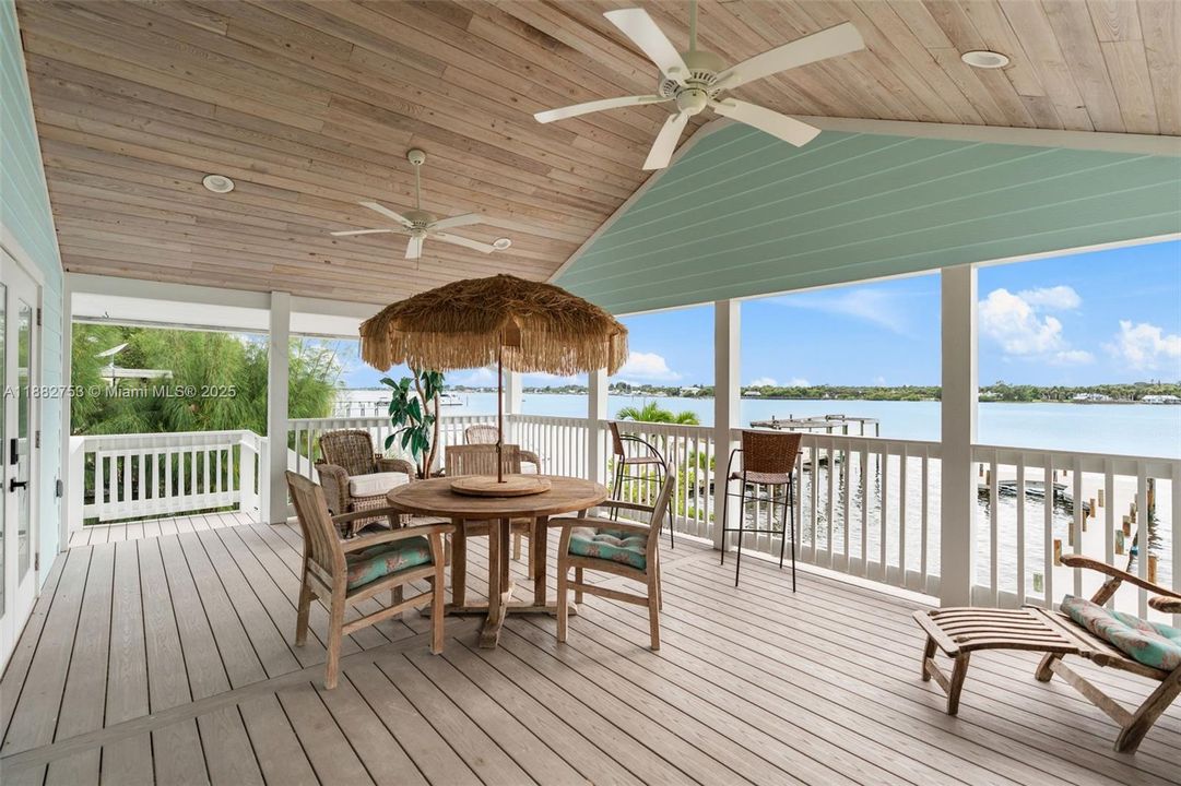 For Sale: $799,000 (3 beds, 2 baths, 1872 Square Feet)