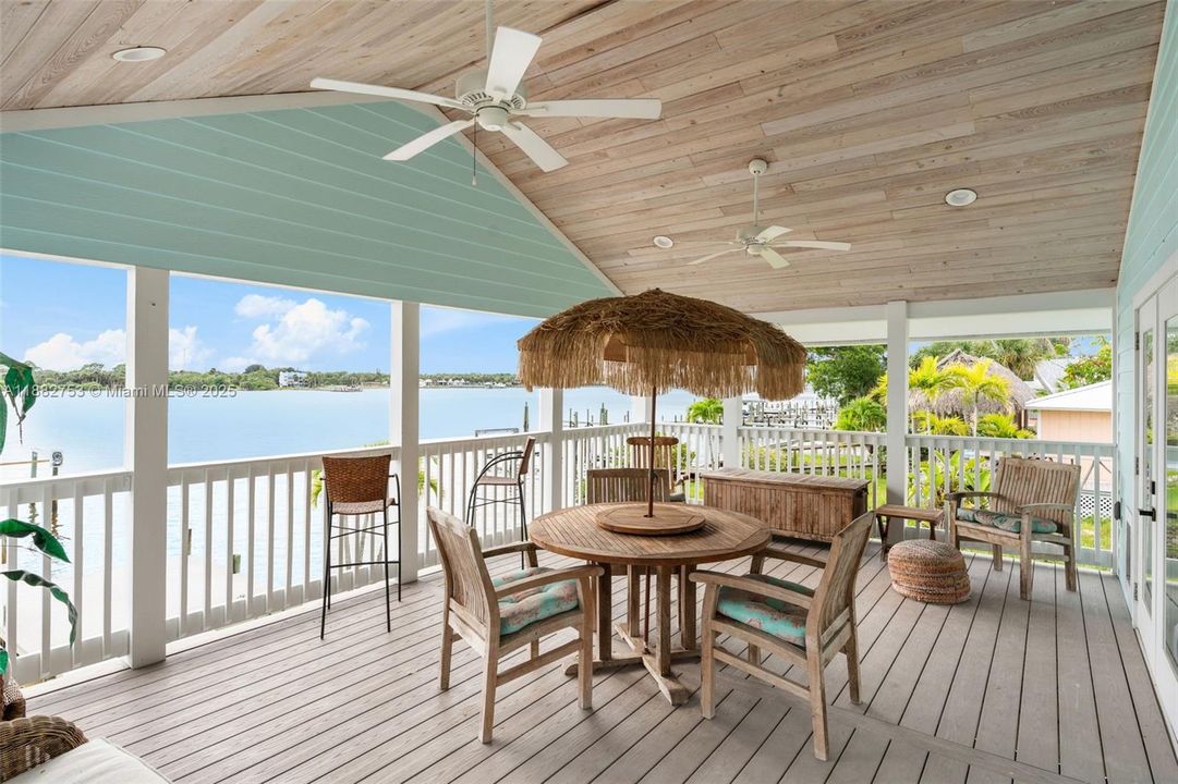 For Sale: $799,000 (3 beds, 2 baths, 1872 Square Feet)