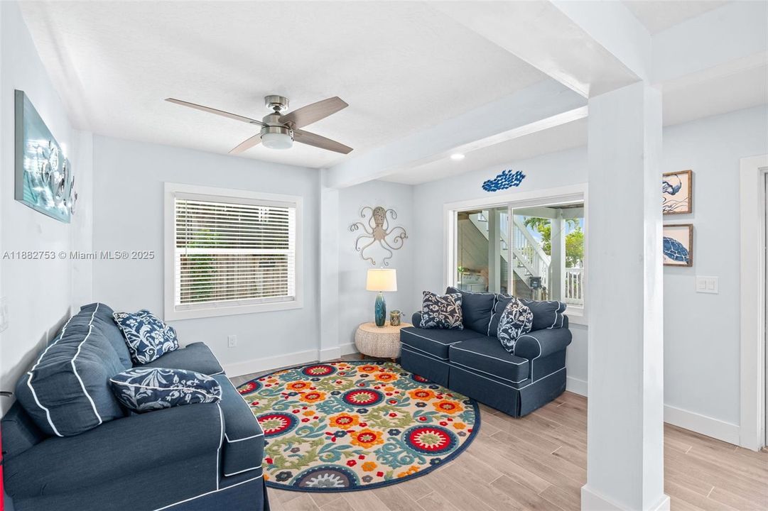 For Sale: $799,000 (3 beds, 2 baths, 1872 Square Feet)