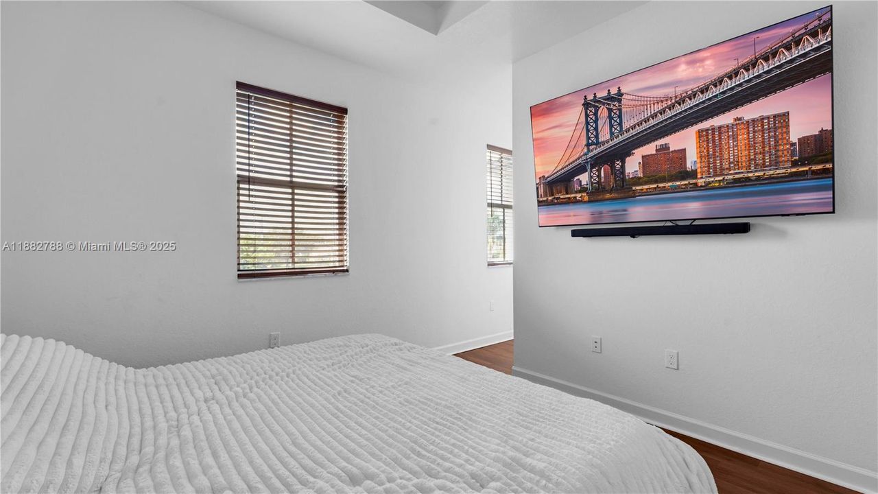 На продажу: $574,999 (3 спален, 2 ванн, 1236 Квадратных фут)