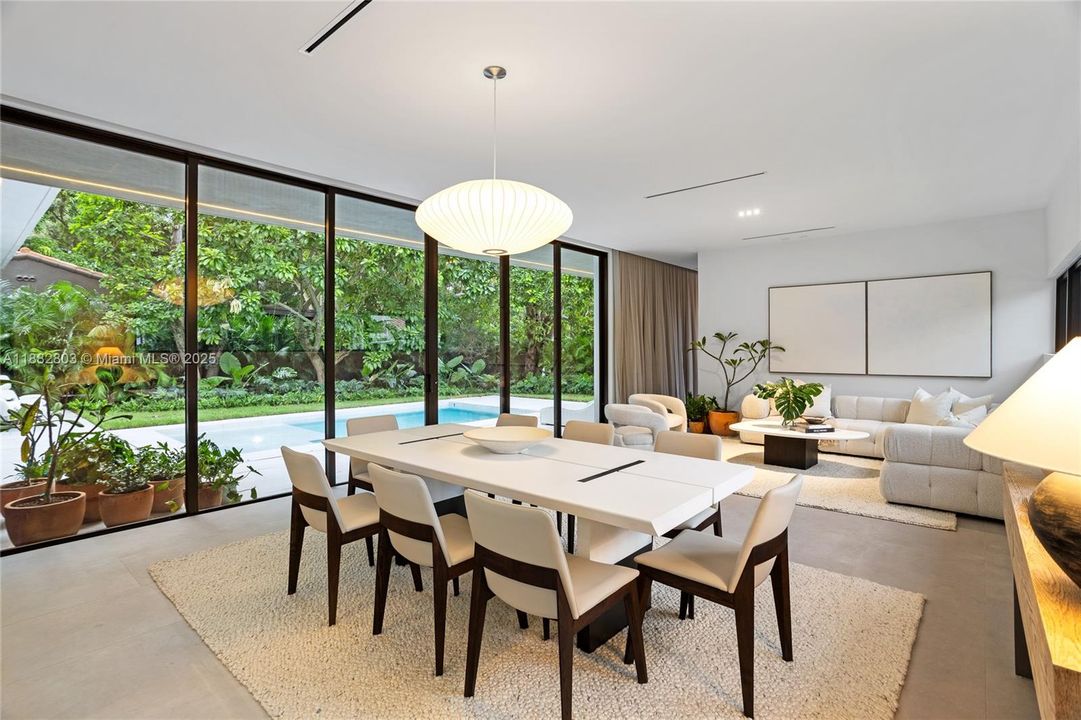 Active With Contract: $3,295,000 (4 beds, 4 baths, 3309 Square Feet)