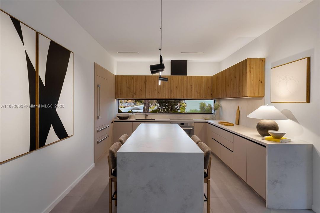 Active With Contract: $3,295,000 (4 beds, 4 baths, 3309 Square Feet)