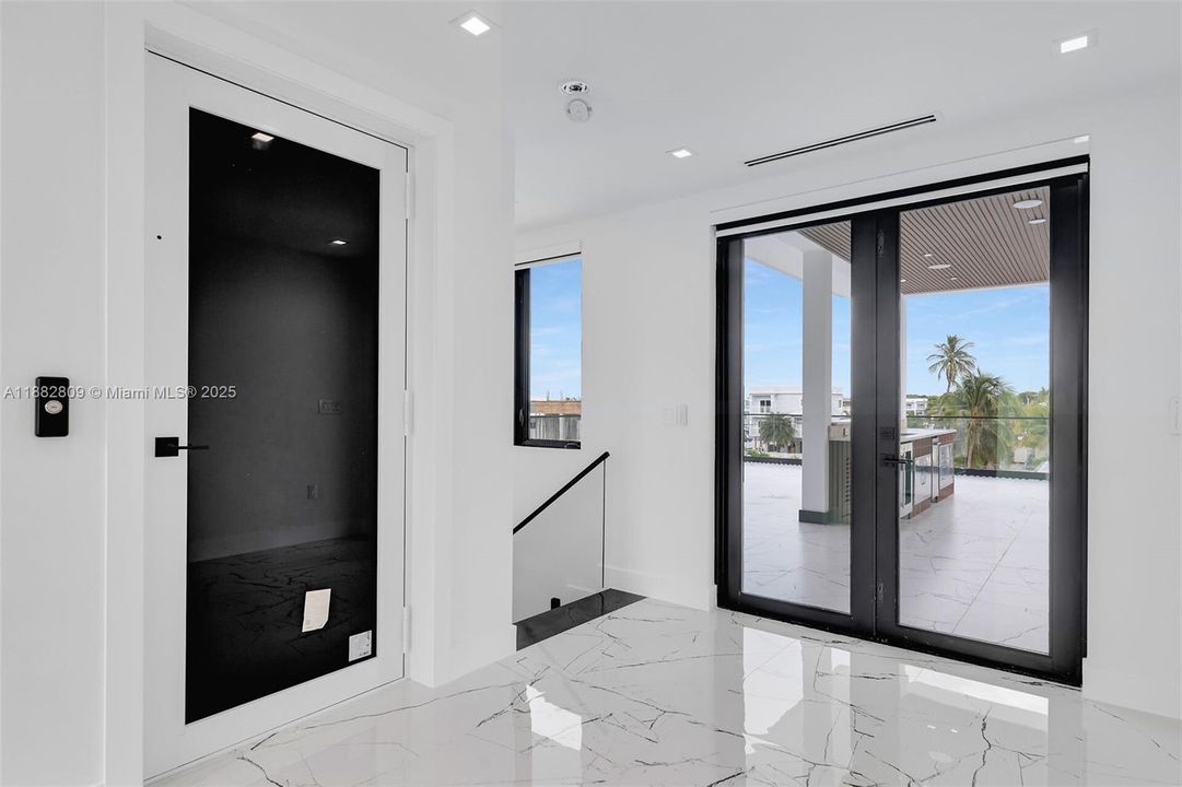 For Sale: $4,500,000 (5 beds, 4 baths, 0 Square Feet)