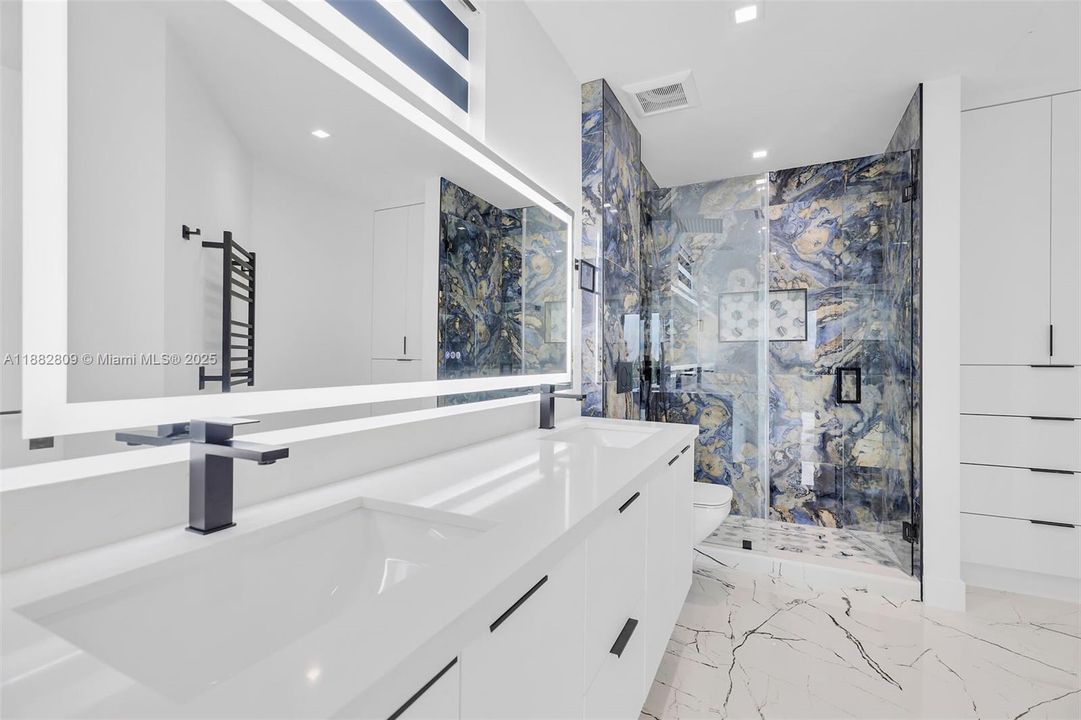 For Sale: $4,500,000 (5 beds, 4 baths, 0 Square Feet)