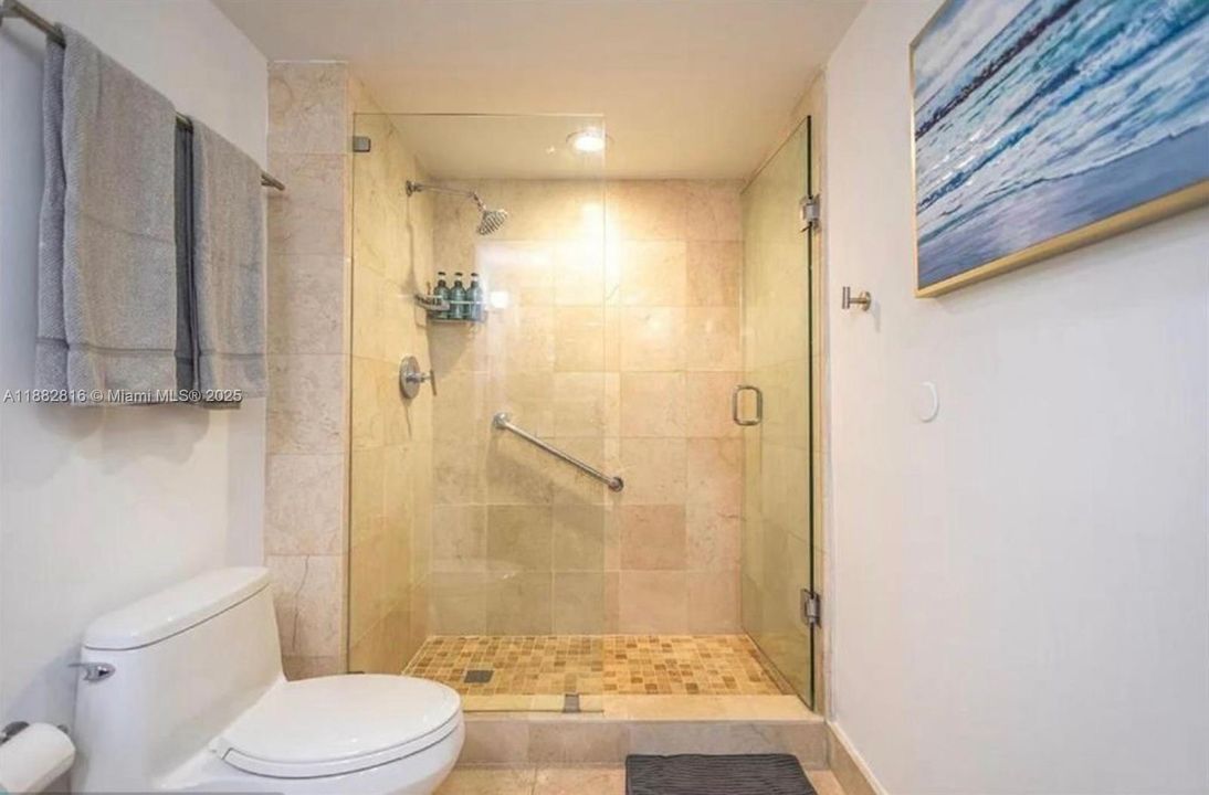 For Sale: $169,900 (1 beds, 1 baths, 548 Square Feet)