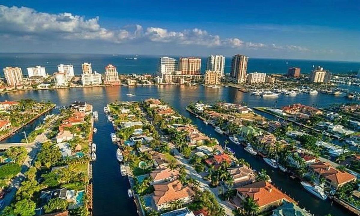 For Sale: $169,900 (1 beds, 1 baths, 548 Square Feet)