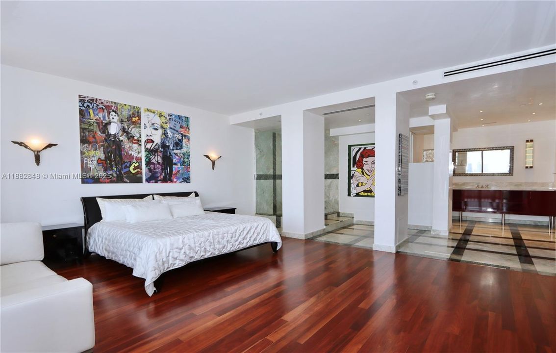 For Sale: $1,195,000 (3 beds, 2 baths, 2055 Square Feet)