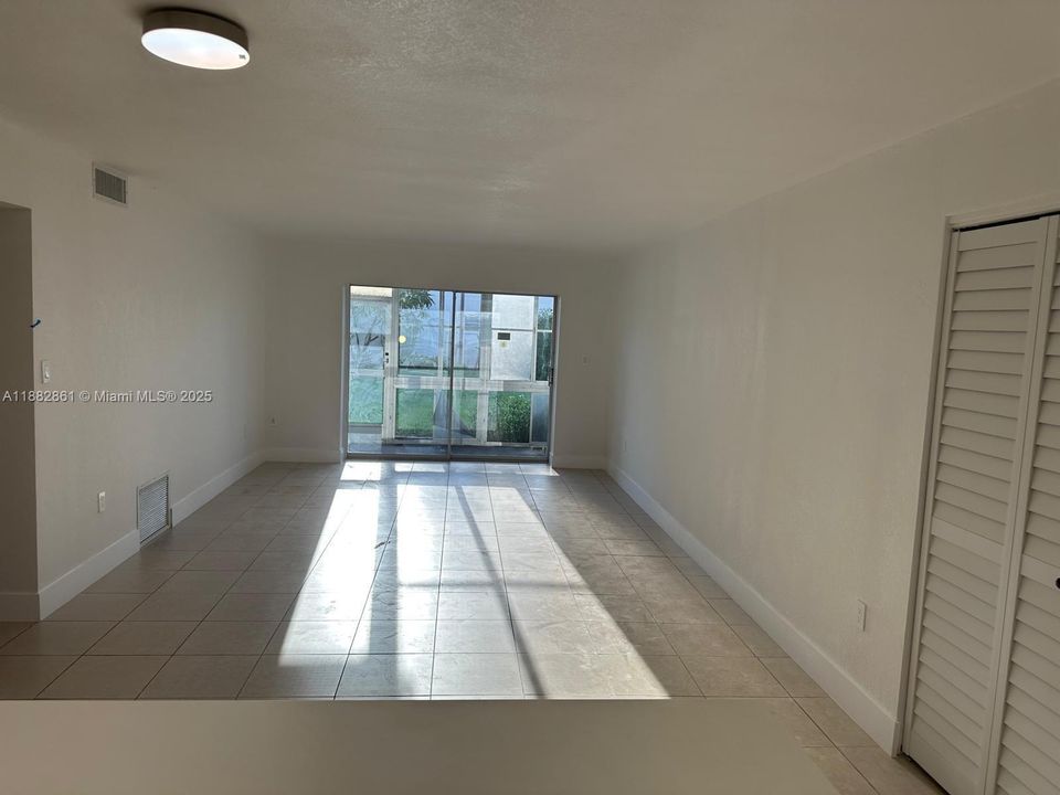 В аренду: $1,450 (2 спален, 2 ванн, 0 Квадратных фут)