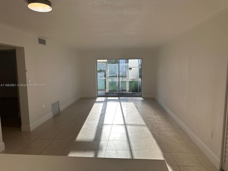 В аренду: $1,450 (2 спален, 2 ванн, 0 Квадратных фут)