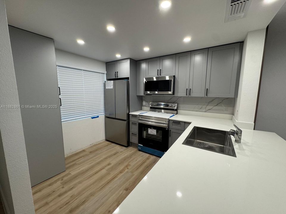 В аренду: $1,450 (2 спален, 2 ванн, 0 Квадратных фут)