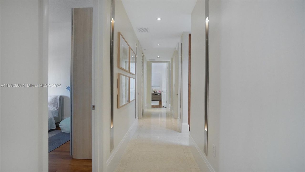 Activo con contrato: $1,750,000 (3 camas, 3 baños, 2264 Pies cuadrados)