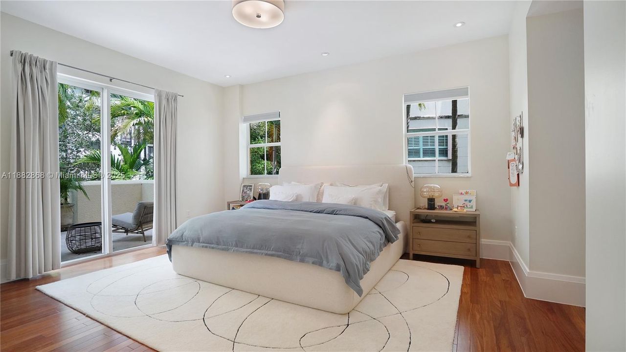 Activo con contrato: $1,750,000 (3 camas, 3 baños, 2264 Pies cuadrados)