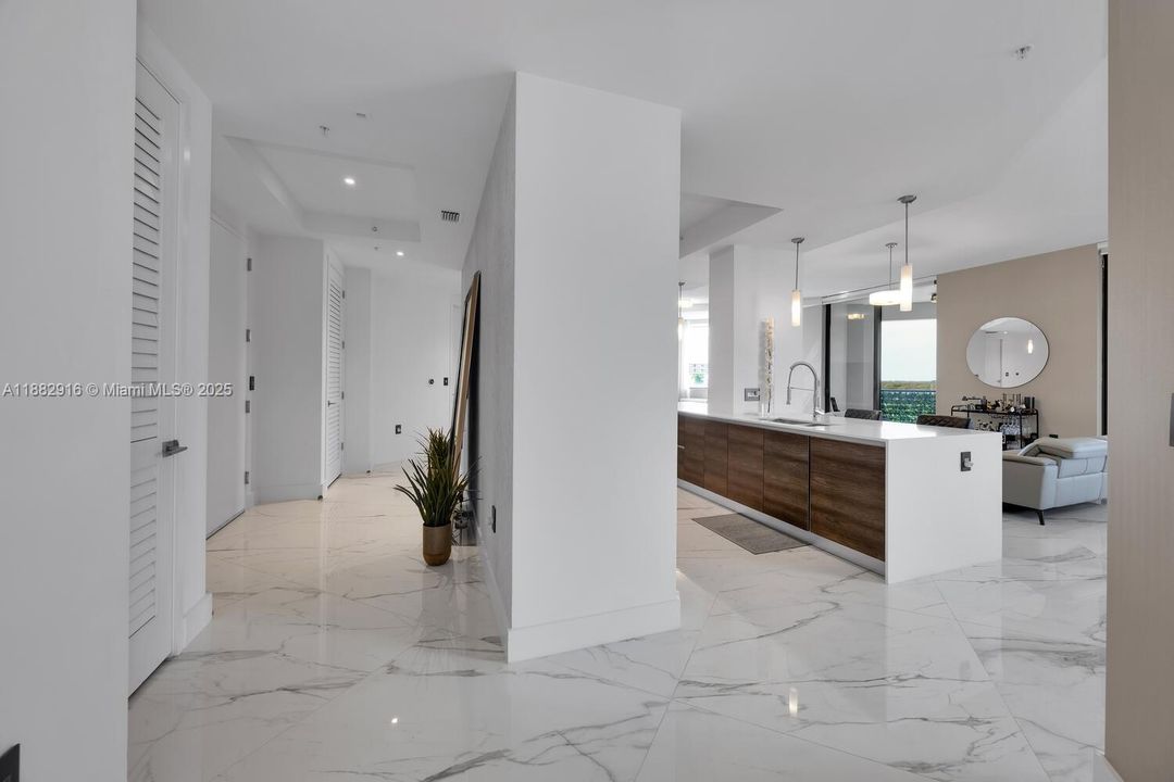 For Sale: $2,885,000 (4 beds, 4 baths, 3194 Square Feet)