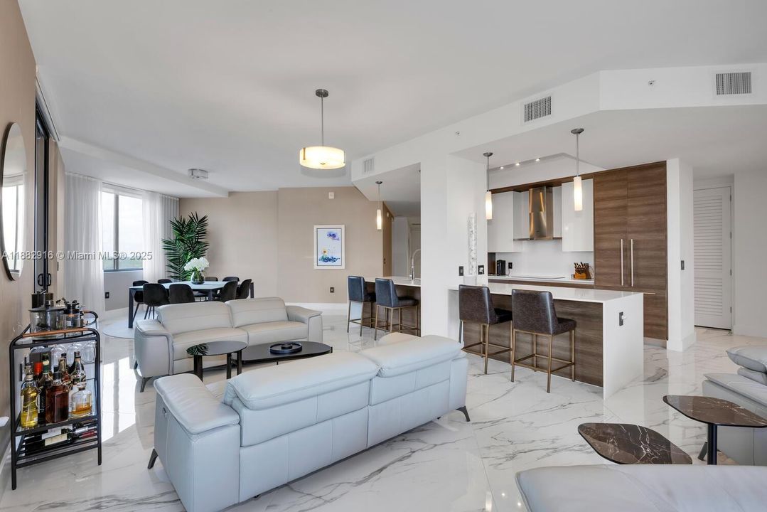 For Sale: $2,885,000 (4 beds, 4 baths, 3194 Square Feet)