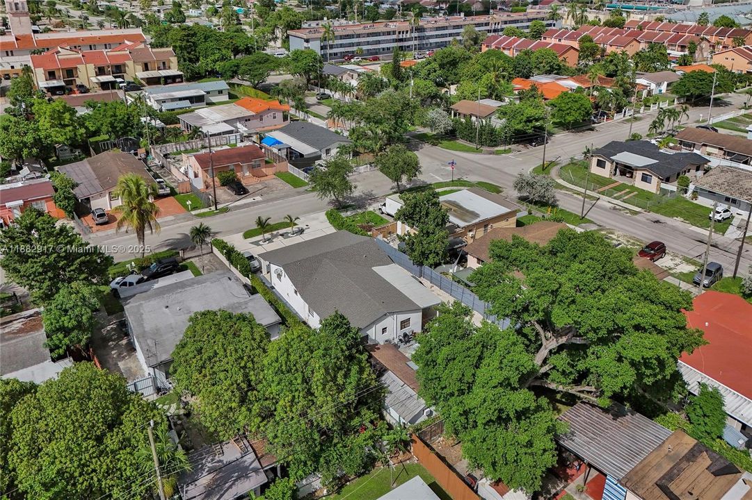 待售: $870,000 (0 贝兹, 0 浴室, 2452 平方英尺)