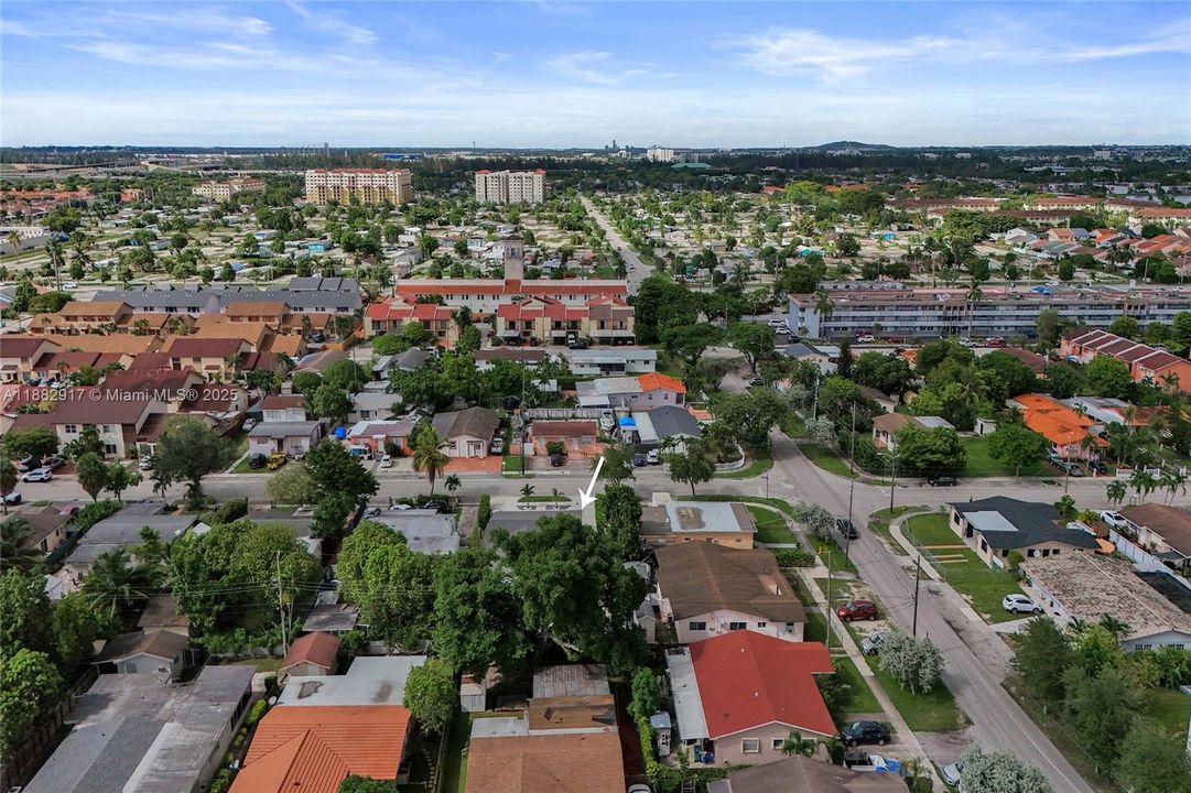 待售: $870,000 (0 贝兹, 0 浴室, 2452 平方英尺)