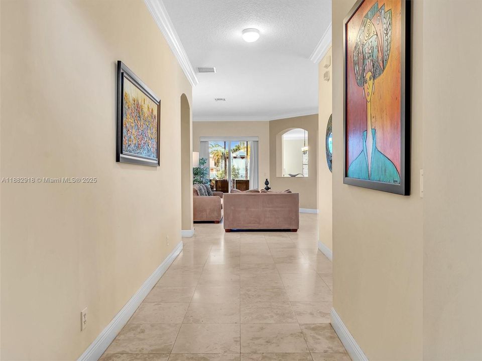 For Sale: $960,000 (4 beds, 3 baths, 2490 Square Feet)