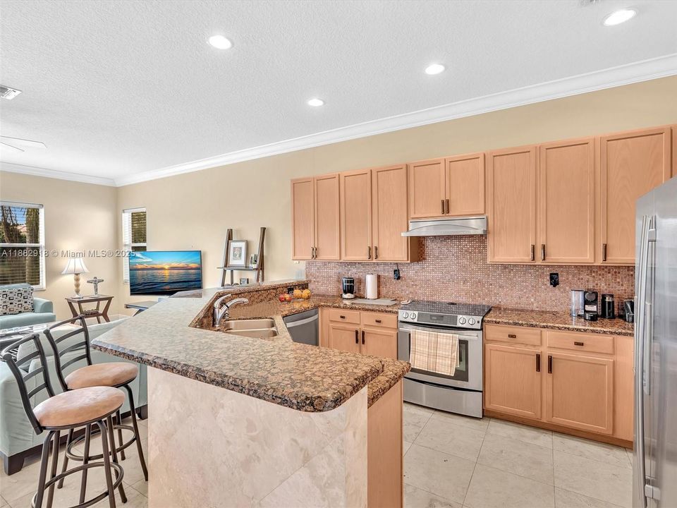 For Sale: $960,000 (4 beds, 3 baths, 2490 Square Feet)