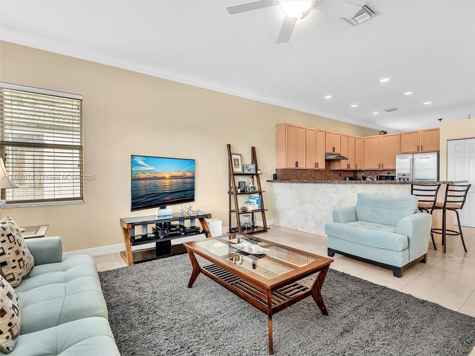 For Sale: $960,000 (4 beds, 3 baths, 2490 Square Feet)