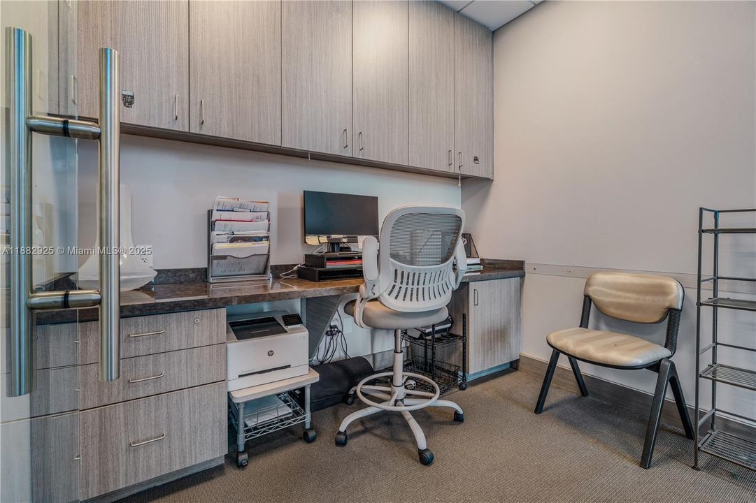 For Rent: $9,220 (0 beds, 0 baths, 0 Square Feet)