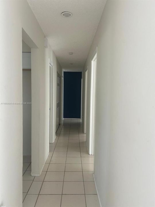 出租: $2,199 (4 贝兹, 2 浴室, 1818 平方英尺)