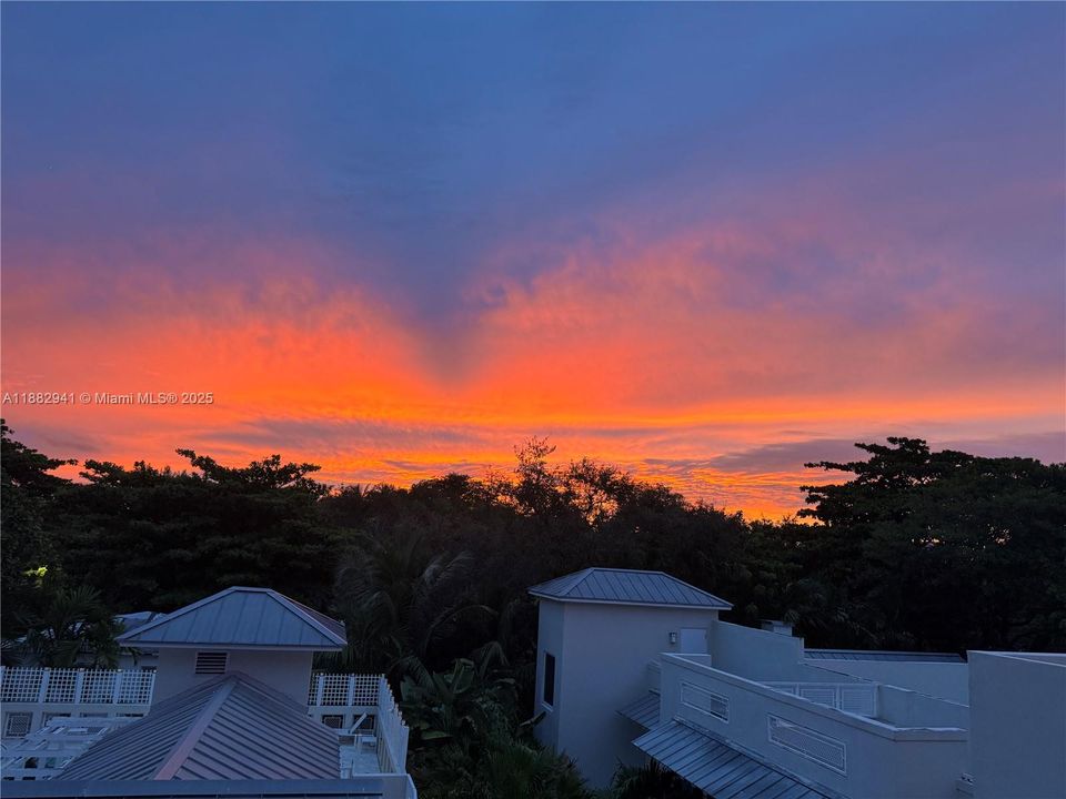 En Venta: $990,000 (1 camas, 2 baños, 1092 Pies cuadrados)